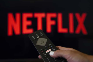 Warner Music & Netflix in Talks for Artist-Focused Films and Documentaries