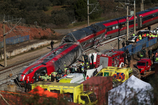 39 die in High-speed train crash in Spain