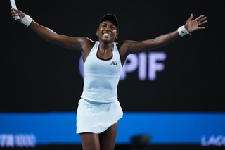 Gauff outlasts Bencic to set up Miami semi-final clash with Karolina Muchova