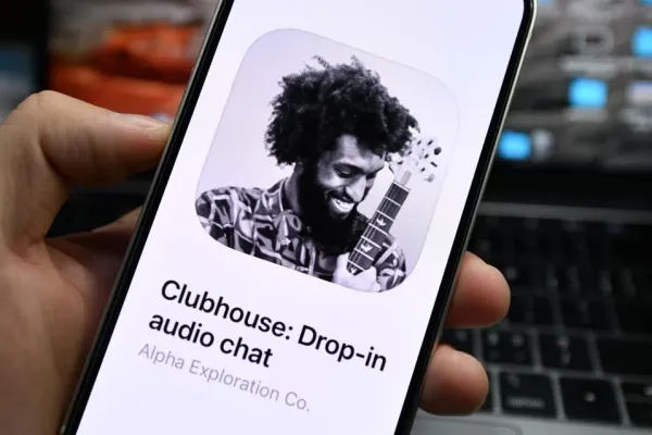 For Those Who Need It, Clubhouse Introduces New Text Chat Function