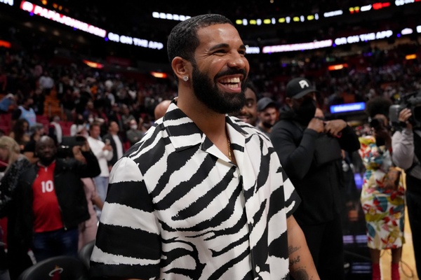 Drake Surprises Streamer BonDaDonnn With a Rolls-Royce Christmas Gift